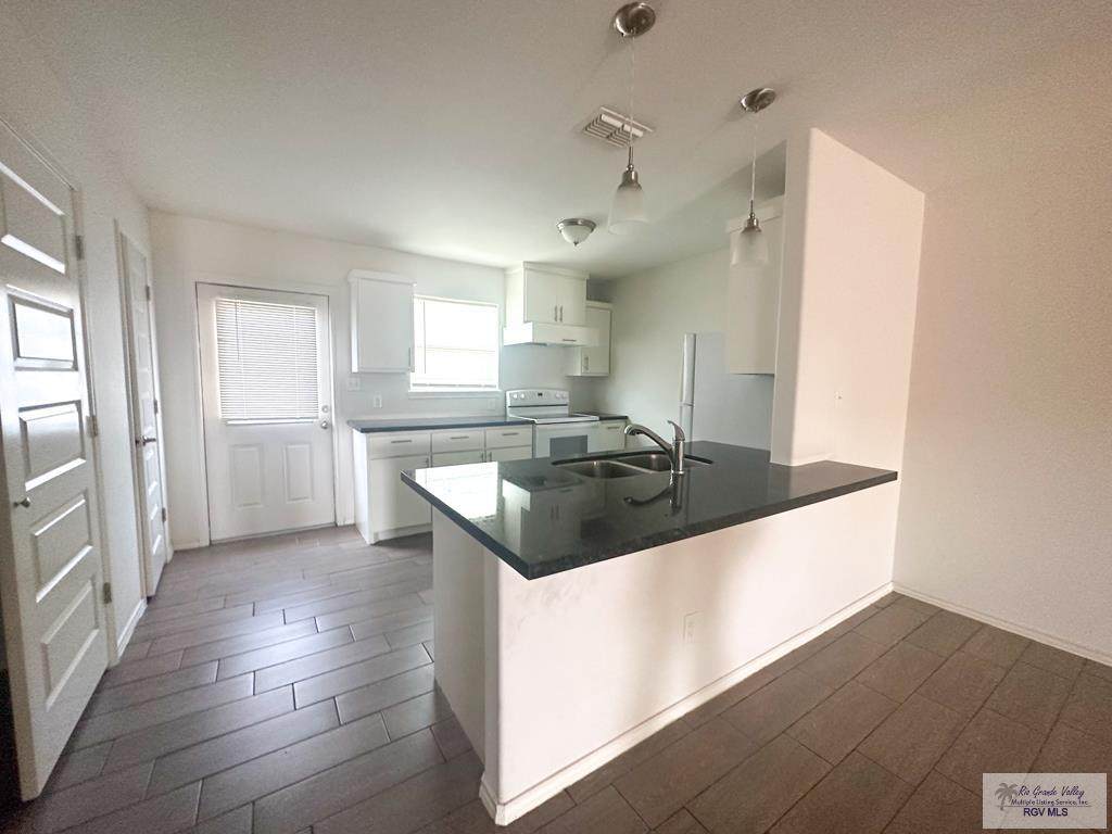 500 5TH ST. - Photo 1