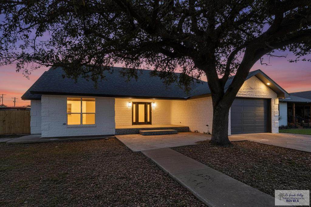 829 White Ave. - Photo 1