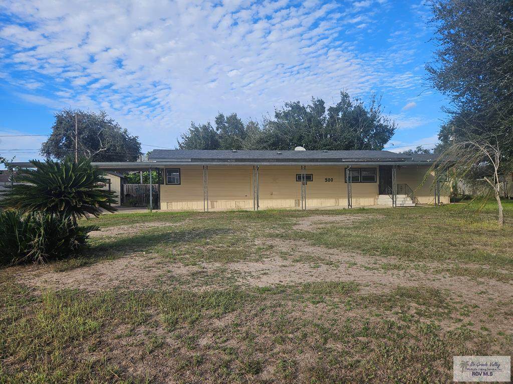 300 Cooper Ln. - Photo 1