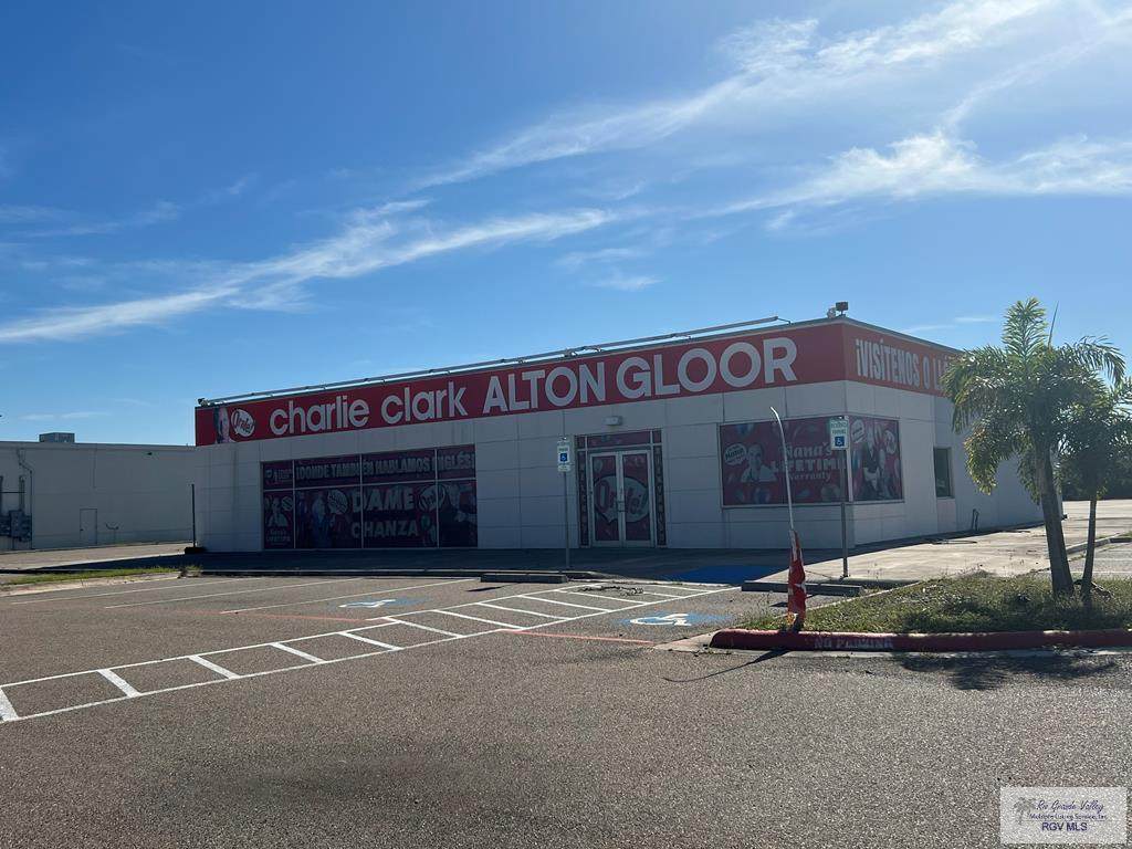 1140 Alton Gloor Blvd. - Photo 1