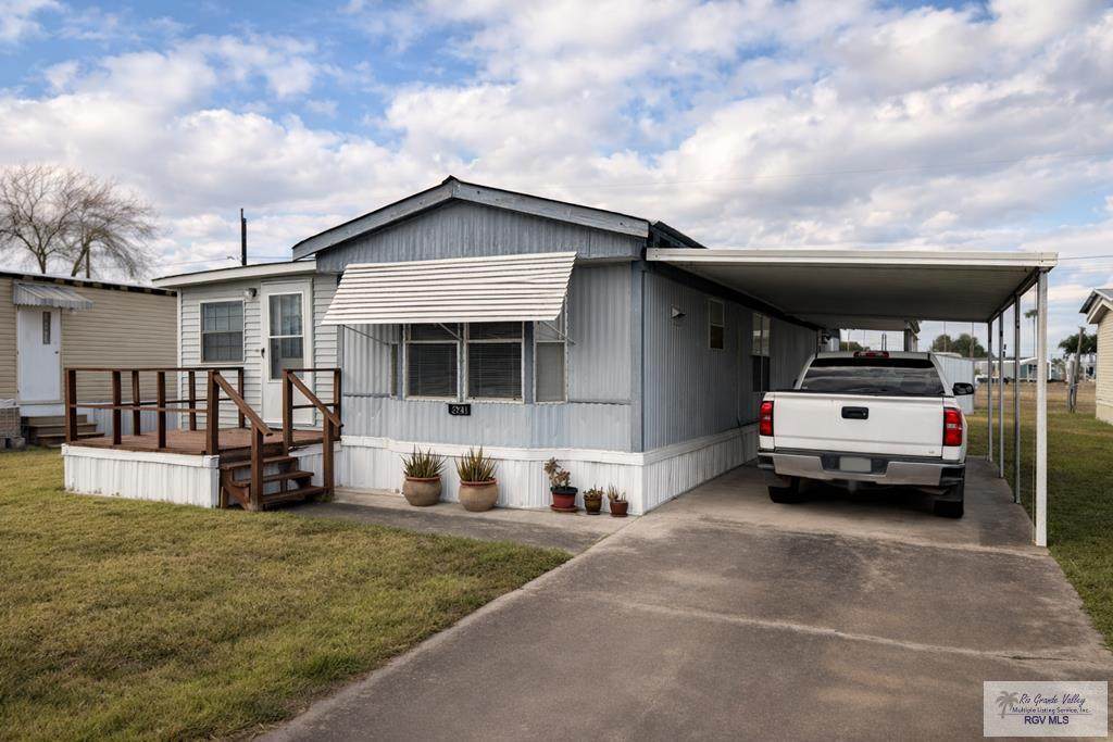 621 1ST - Photo 1