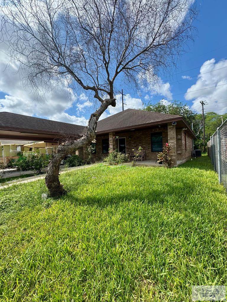 474 Pera Ave. - Photo 1