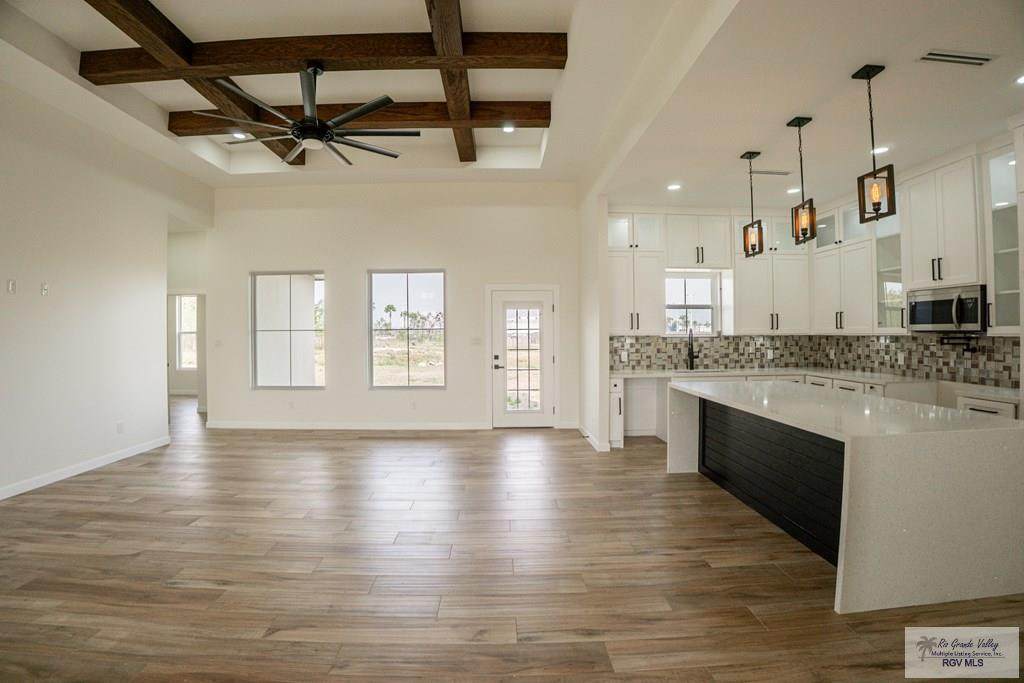 https://bt-photos.global.ssl.fastly.net/harlingen/orig_boomver_1_29772310-2.jpg