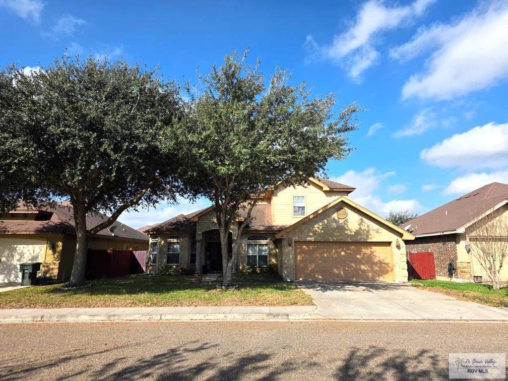 2105 Stonehaven Dr. - Photo 1