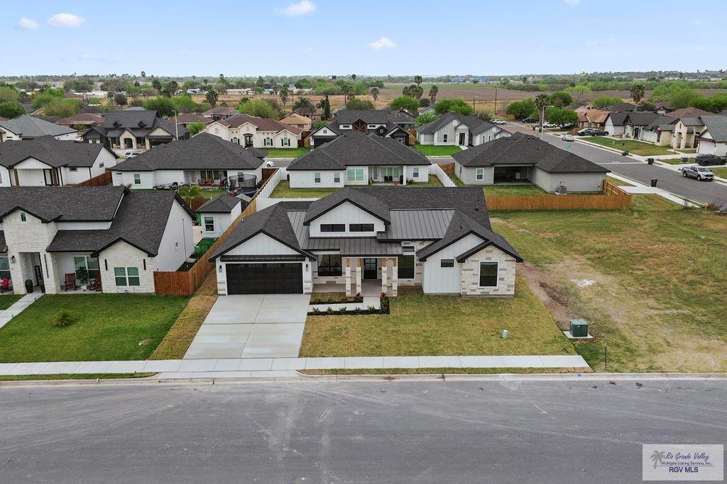 9857 Heights North - Photo 1