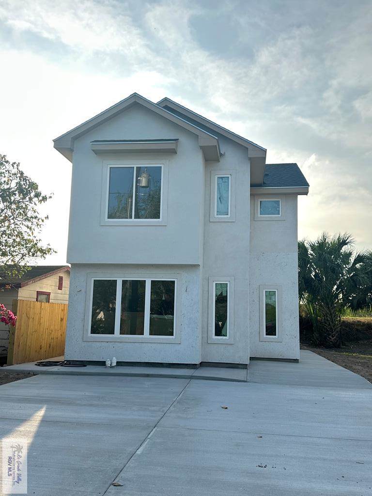 7137 Calles Avenue - Photo 1