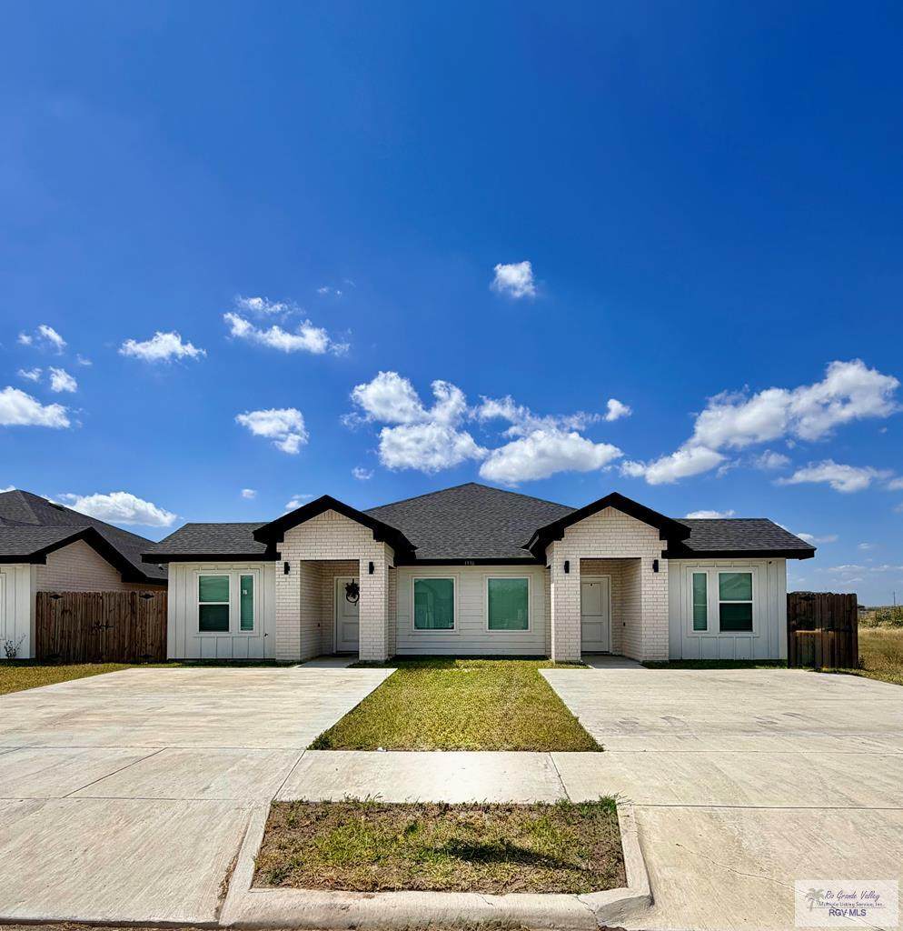 1336 Daytona Beach Ct - Photo 1