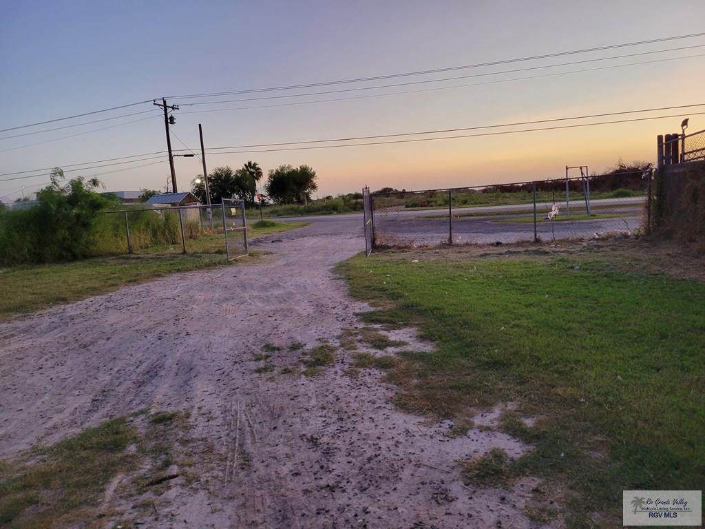 https://bt-photos.global.ssl.fastly.net/harlingen/orig_boomver_1_29775321-2.jpg