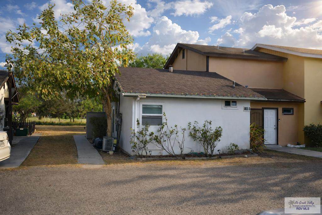 800-1 Continental Dr. - Photo 1