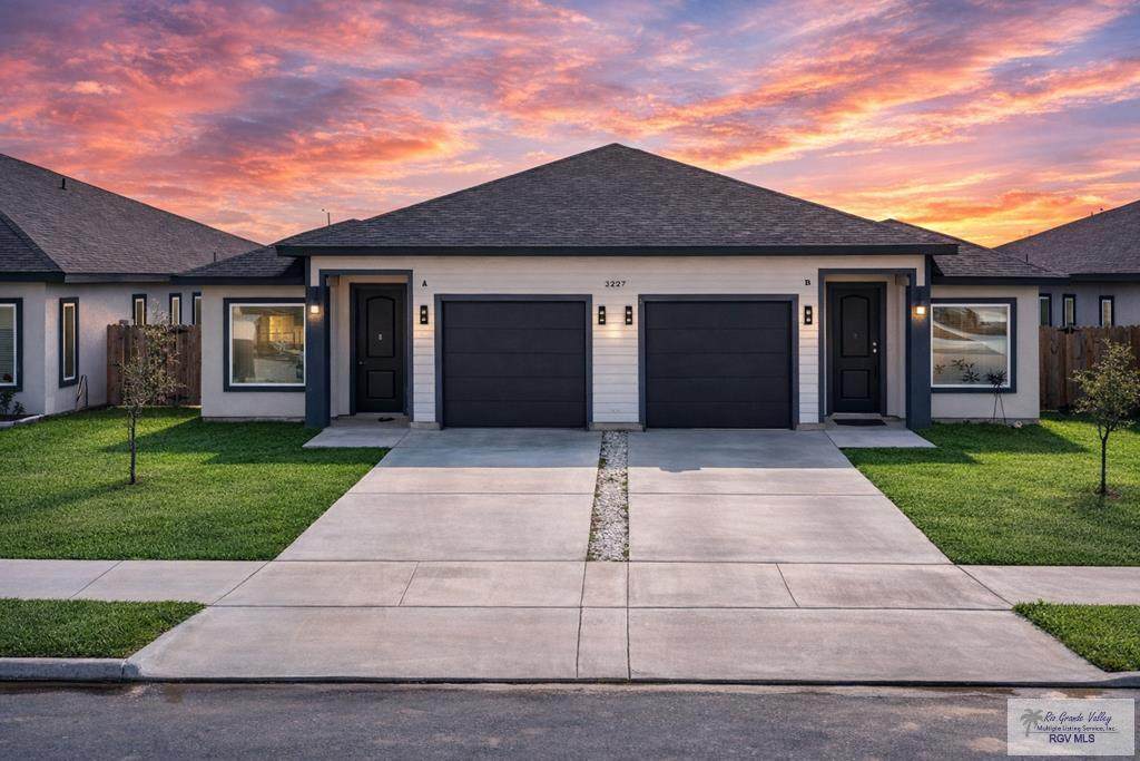 3227 Villa Rosa Dr - Photo 1