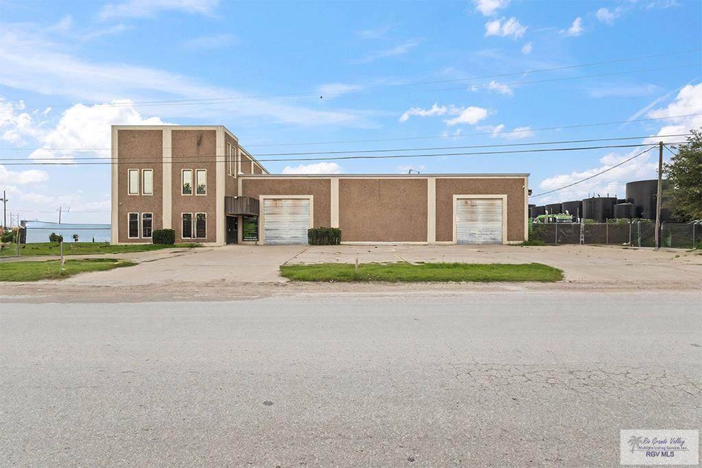 901 Williams Ave. - Photo 1