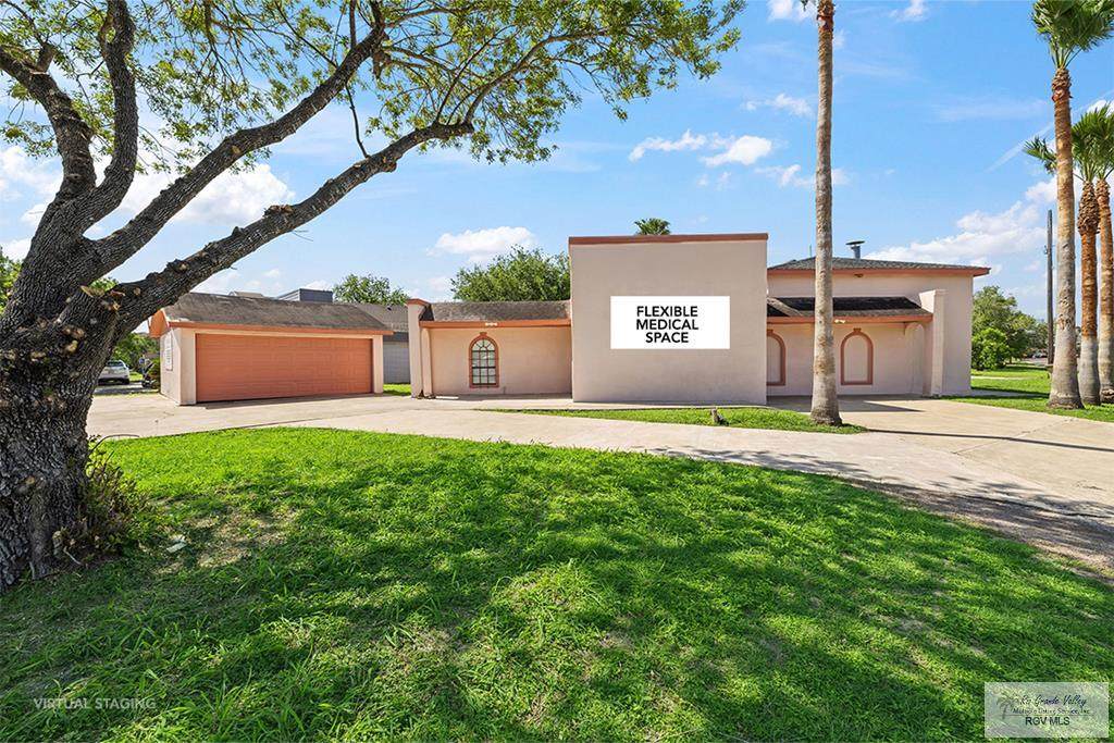 1649 Sam Houston - Photo 1