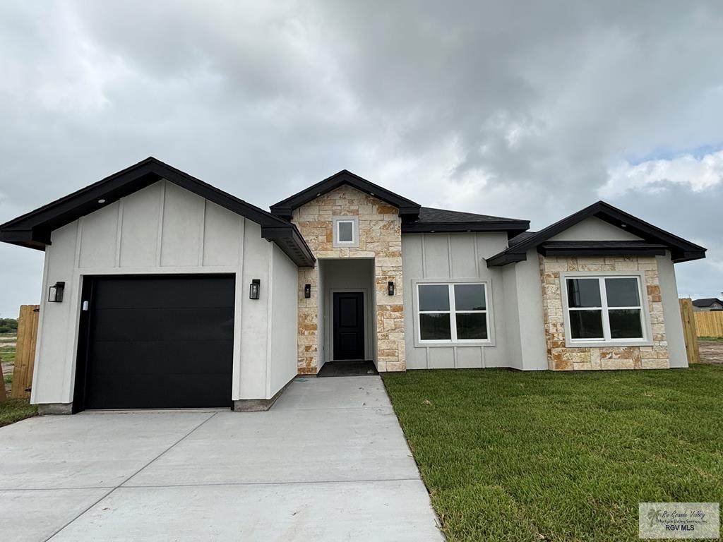 3032 Eliseo Villarreal Ave - Photo 1