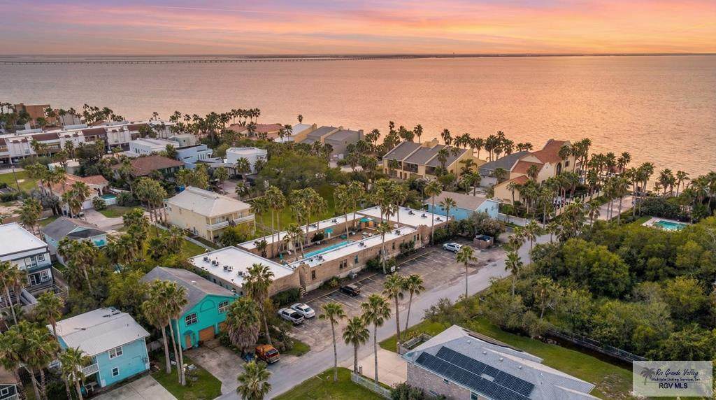 211 Bahama St. - Photo 1