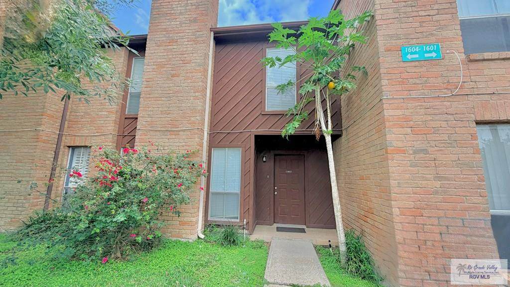 4601 Carmen Ave. - Photo 1