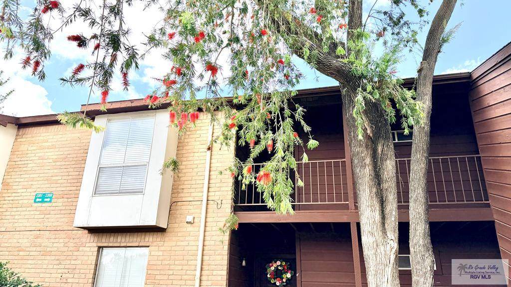 4601 Carmen Ave. - Photo 1