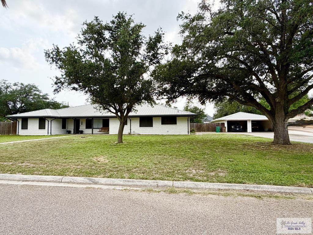 853 Kansas St. - Photo 1