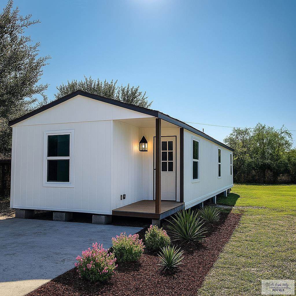 1629 Barcelona Ave. - Photo 1