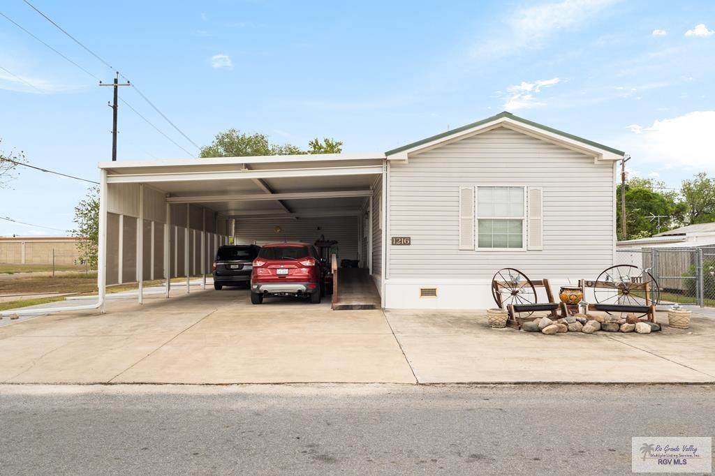 1216 Palmera Dr. - Photo 1
