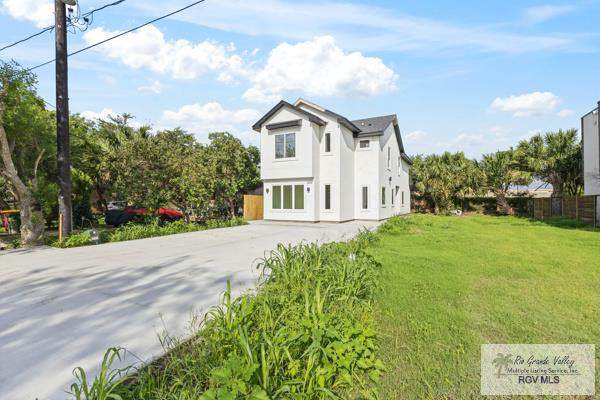 7137 Calles Avenue - Photo 1