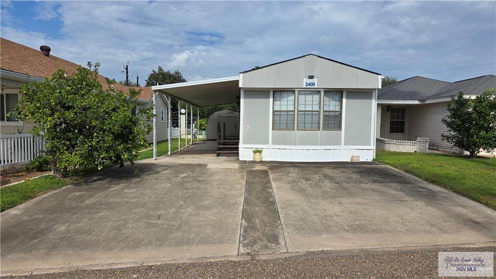 2400 Bobolink Cir W - Photo 1