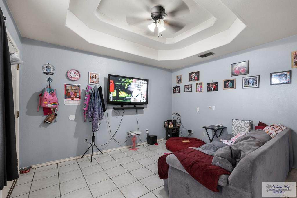 https://bt-photos.global.ssl.fastly.net/harlingen/orig_boomver_1_29777441-2.jpg