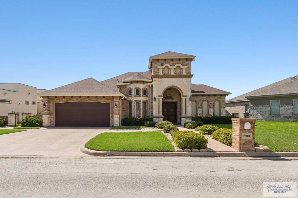 3001 Cypress Gardens - Photo 1