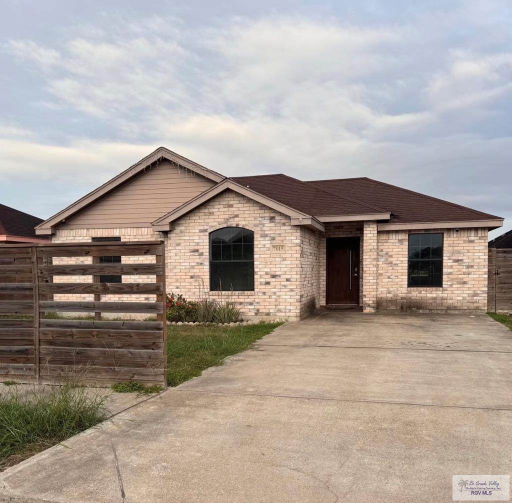 7015 Red Cedar - Photo 1
