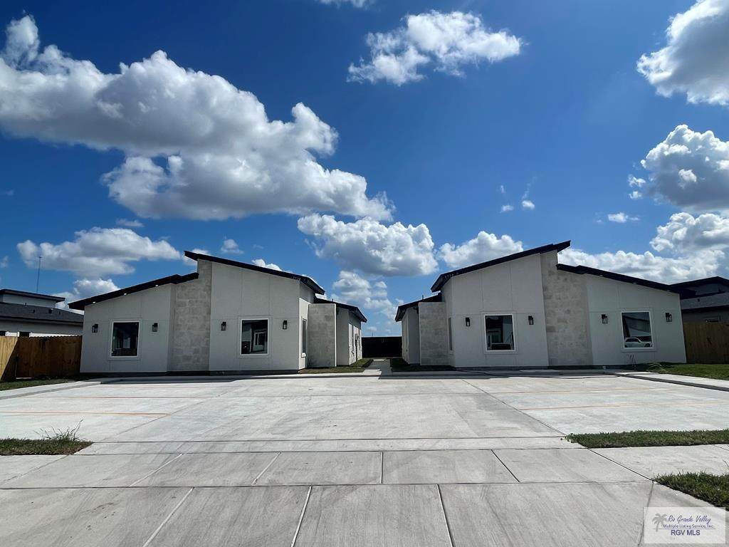 3528 Hidalgo - Photo 1