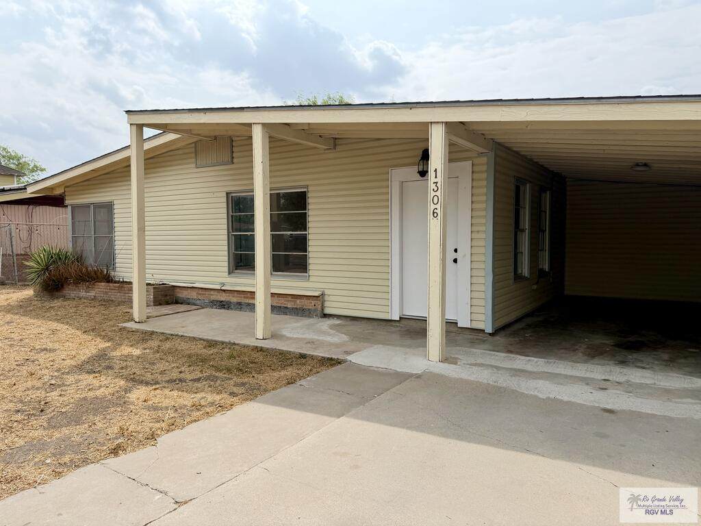 1306 B St. - Photo 1