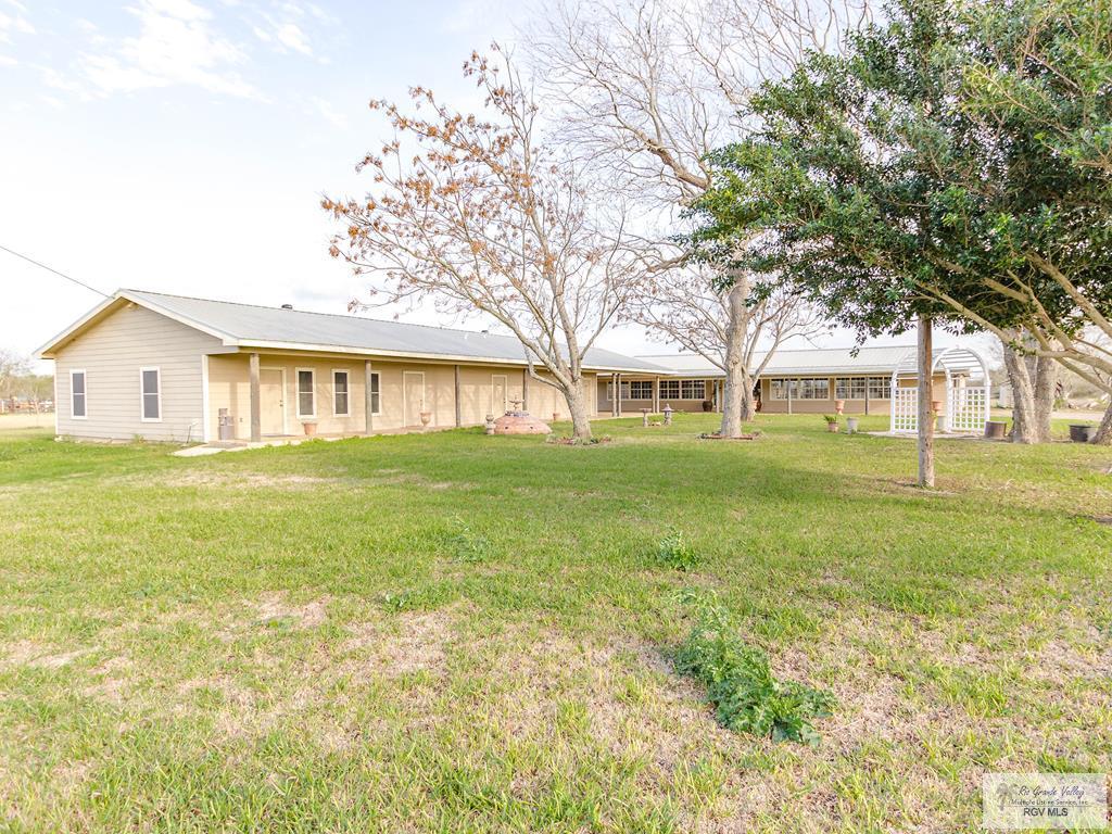 32611 Sam Houston - Photo 1