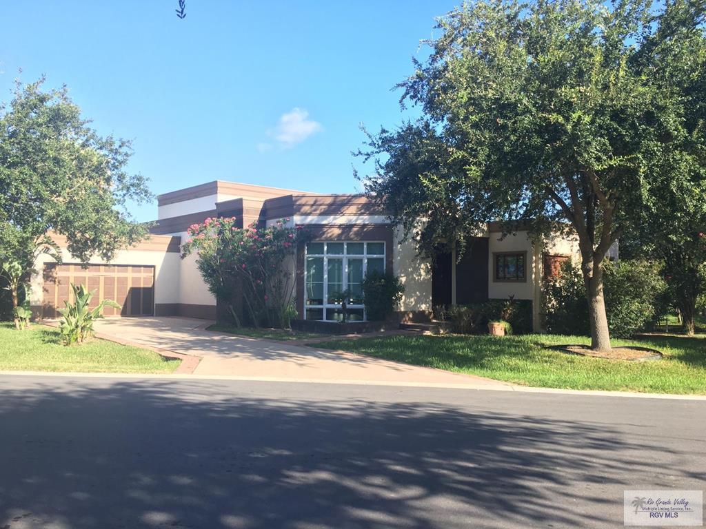 801 Tesoro Ave. - Photo 1