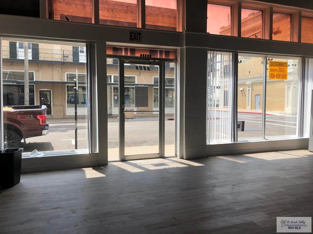 1201 Adams St. - Photo 1