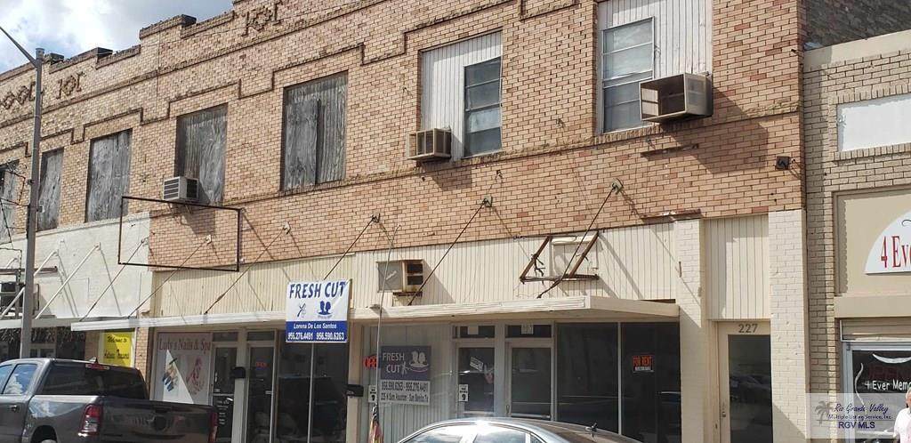 225/227 Sam Houston Blvd. - Photo 1