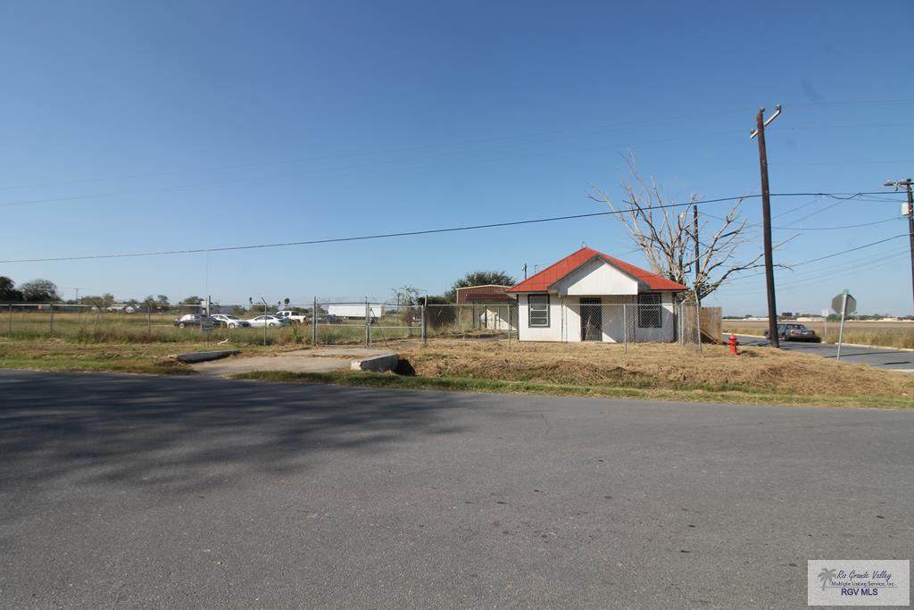 27010 White Ranch Rd. - Photo 1