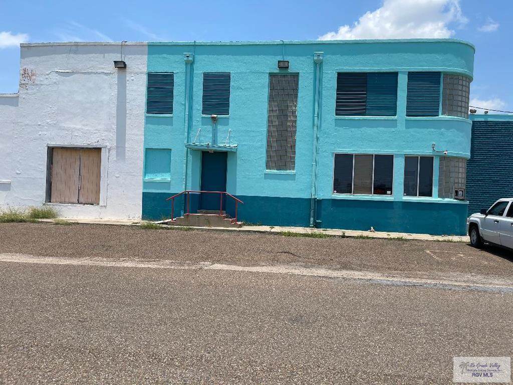 720 F St - Photo 1