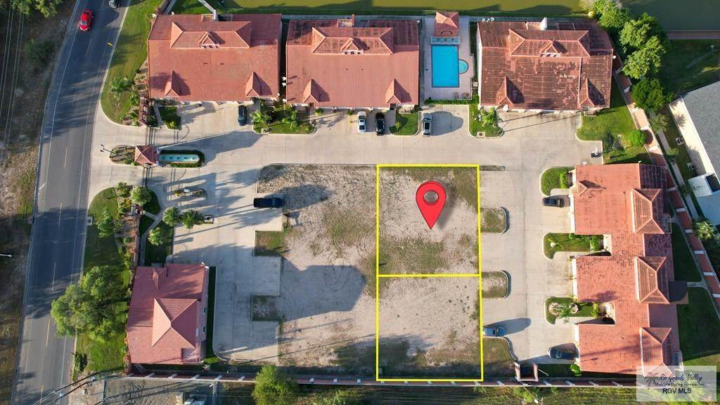 2200 Laredo Rd. - Photo 1