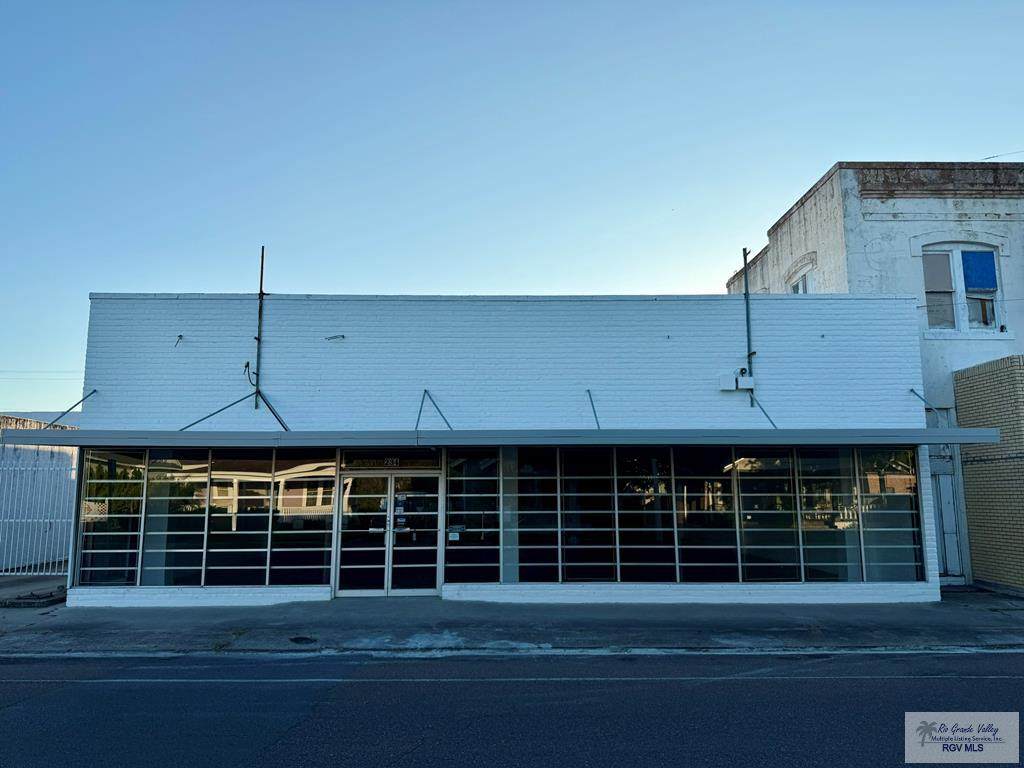234 Elizabeth St. - Photo 1