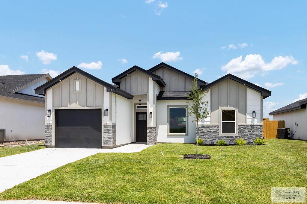308 Leon Ave - Photo 1
