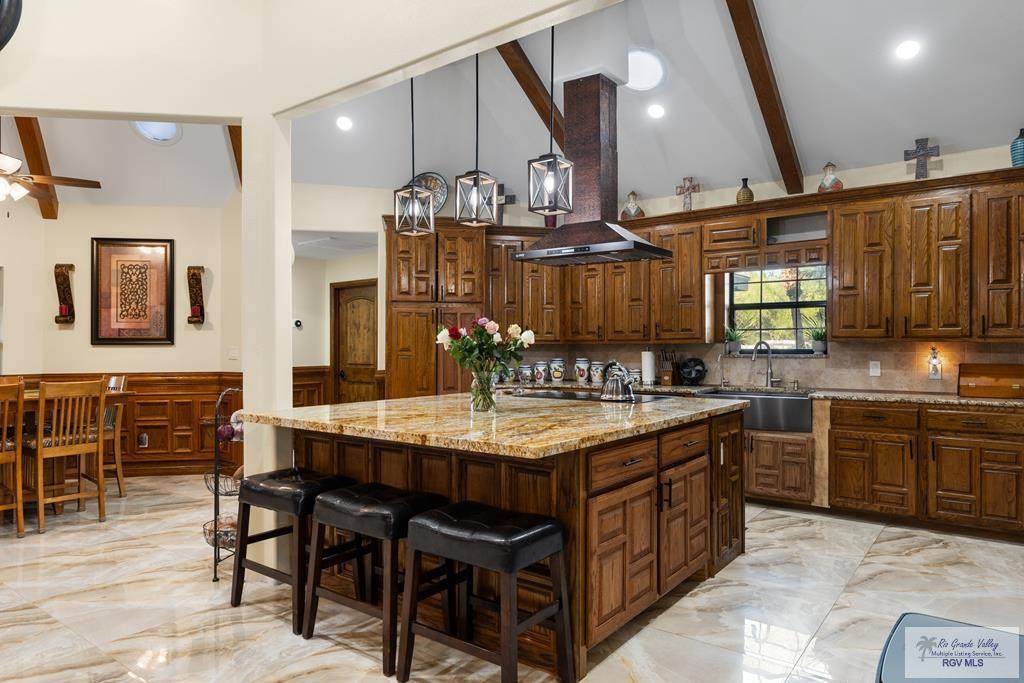10838 Business 83 - Photo 1