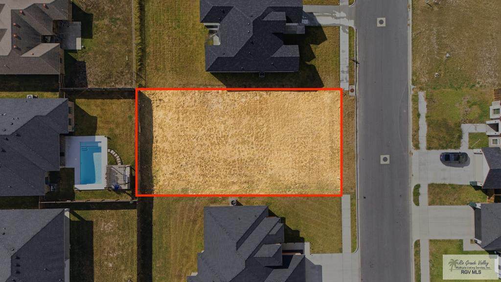 8709 Swan Lake Dr - Photo 1