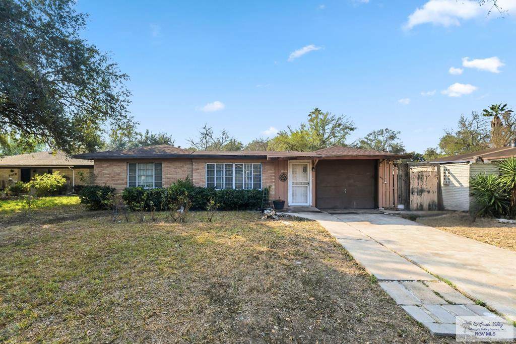 1016 Country Club Dr. - Photo 1