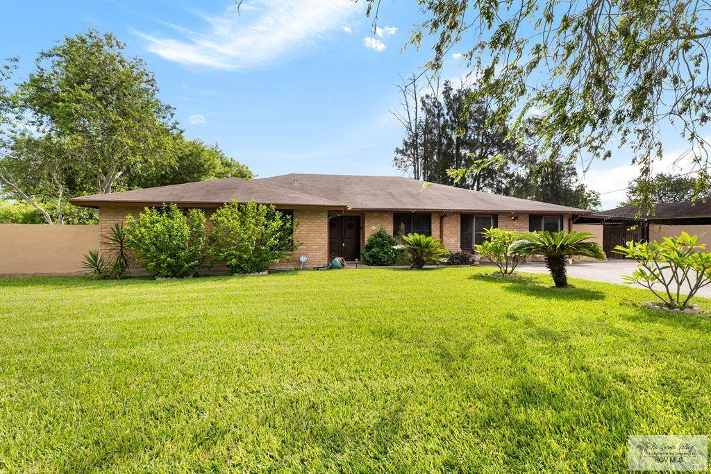 945 Acacia Lake Dr. - Photo 1