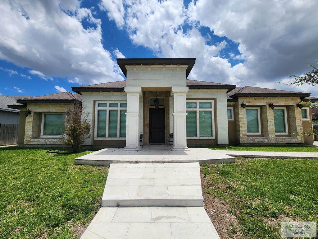2521 Los Portales Dr. - Photo 1