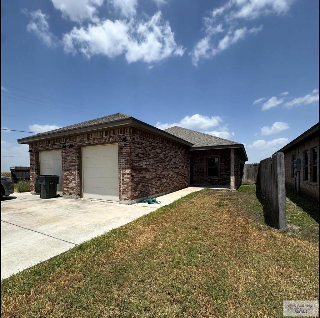 1222 Escondido Ln. - Photo 1