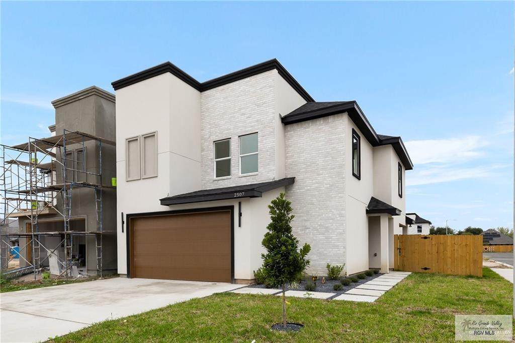 2507 Solar Dr. - Photo 1