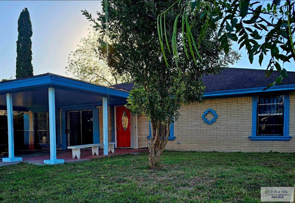 94 Laura Ln. - Photo 1