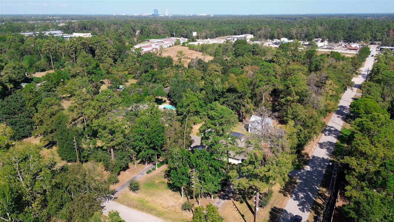 1535 Spring Hills Drive - Photo 1