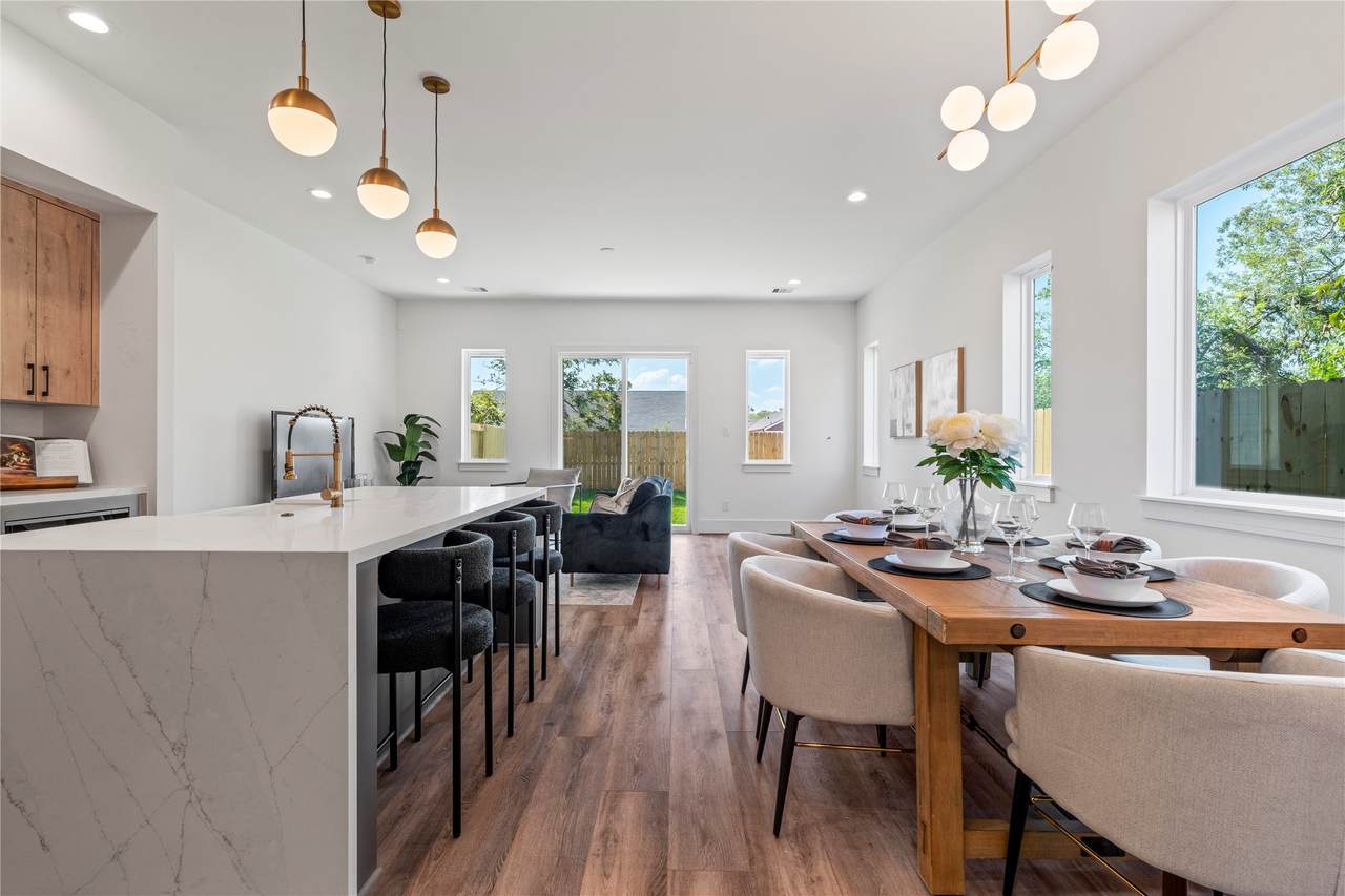 4218 Nichols Street - Photo 1