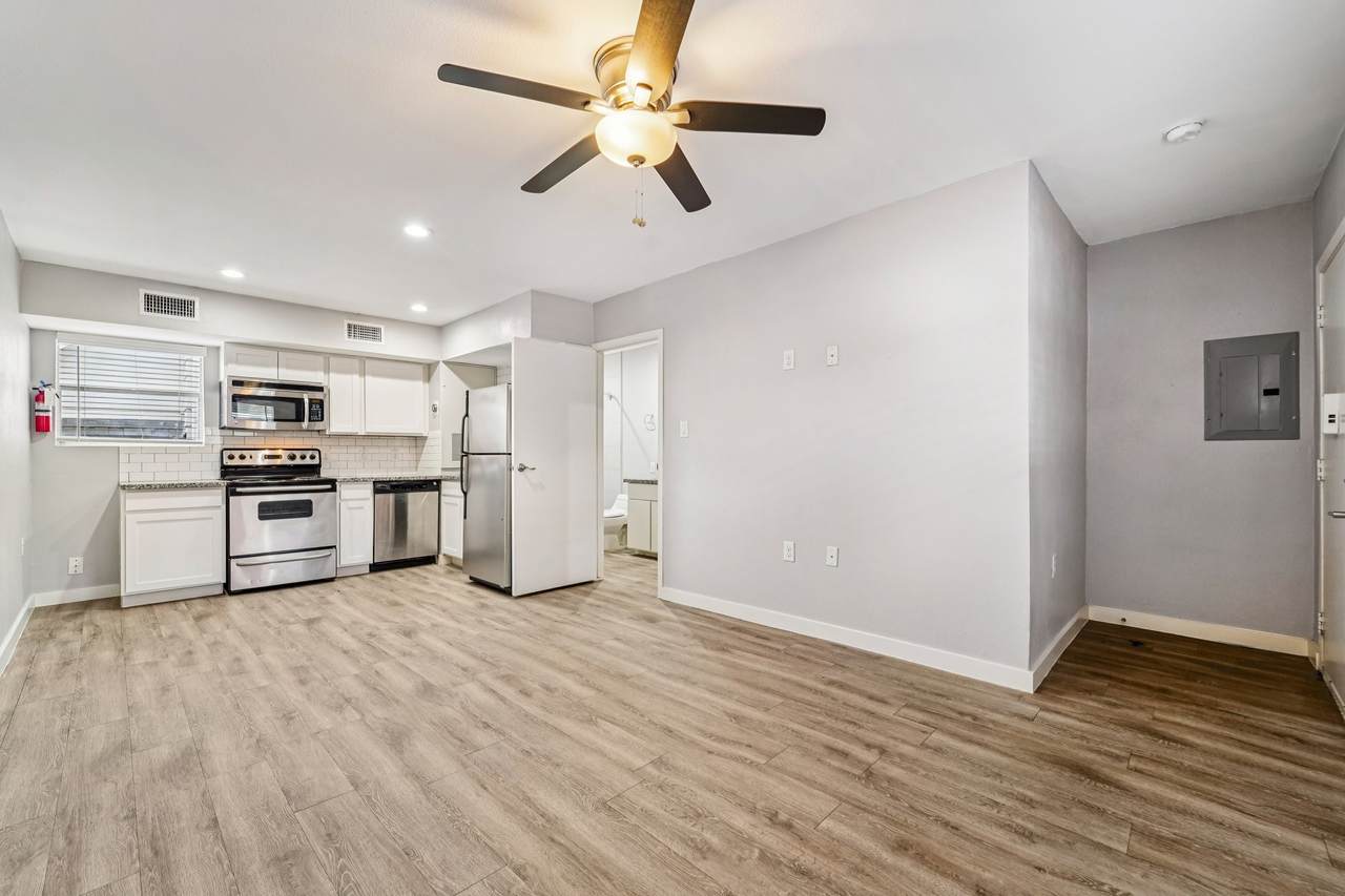 2807 Beauchamp Street - Photo 1